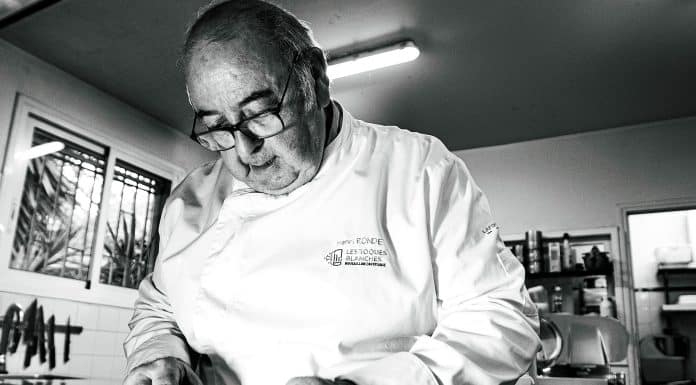 Tournedos de veau rosé des Pyrénées Cèpes et châtaignes au lard, jus de grenade au vieux Maury, croquants d’amandes, par Henri RONDE