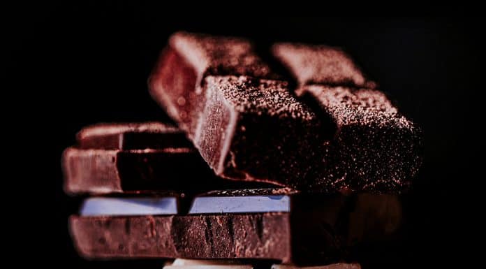 Recette Fondant  au chocolat noir “Cémoi” 64 % et au piment d’Espelette, sorbet chocolat , par Fabrice DUBOS